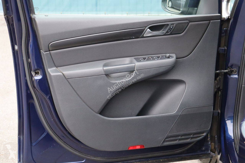 Seat  van