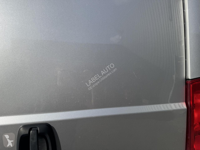 Véhicule utilitaire Opel MOVANO 3T5 L3H2 2.2...