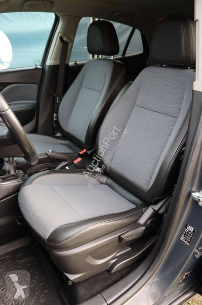 Véhicule utilitaire Opel
