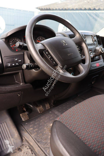 Furgoneta Peugeot