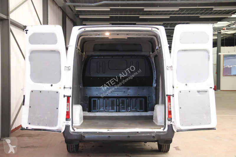 Furgoneta Ford 2.2 TDCI 126PK L2H2 Airco
