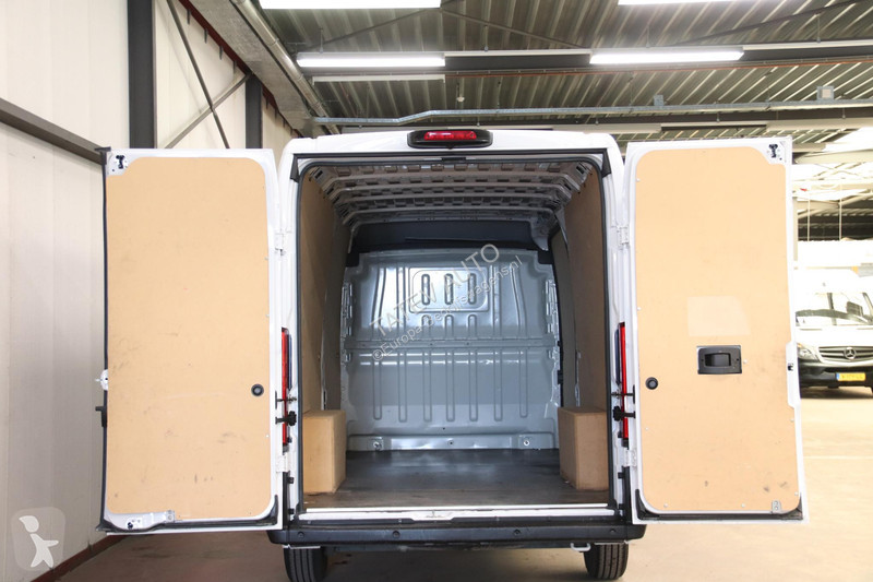 Veicolo commerciale Peugeot 435 2.2 BlueHDi...