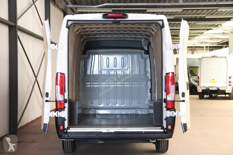 Veicolo commerciale Peugeot 2.2 BlueHDi L4H2...