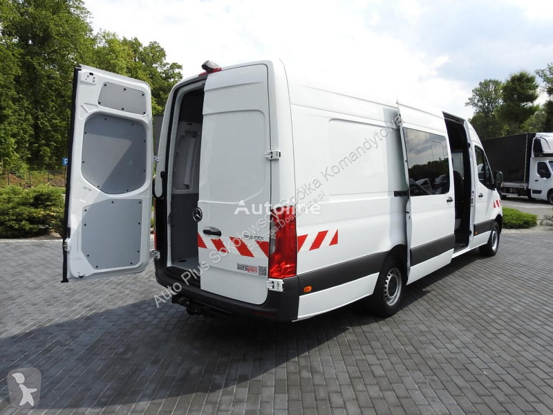 Véhicule utilitaire Mercedes SPRINTER FURGON...