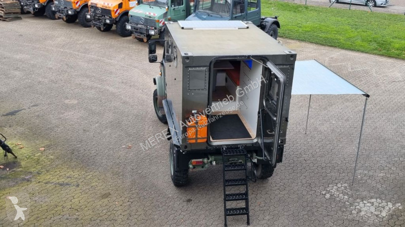 Bedrijfswagen  FM1 shelter ausgebaut