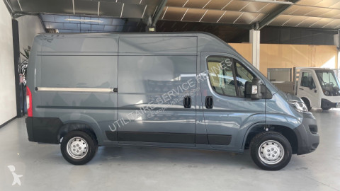 Caja cerrada Peugeot
