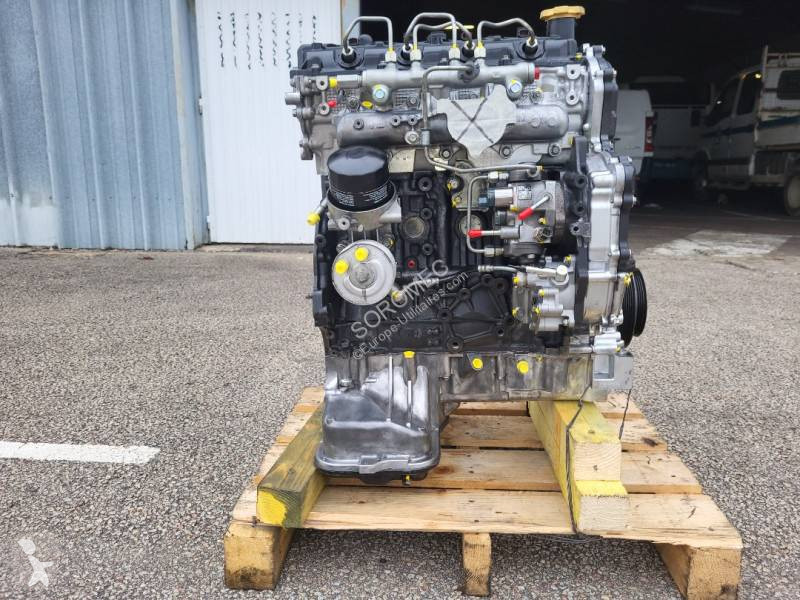 Véhicule utilitaire Nissan
