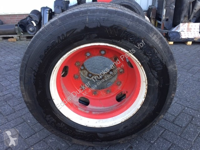 Bedrijfswagen  KORMORAN 275/70R22.5 99%