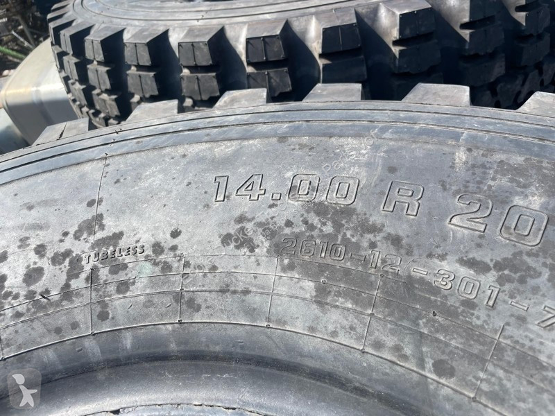Veicolo commerciale  CONTINENTAL 14.00R20 (MORE...