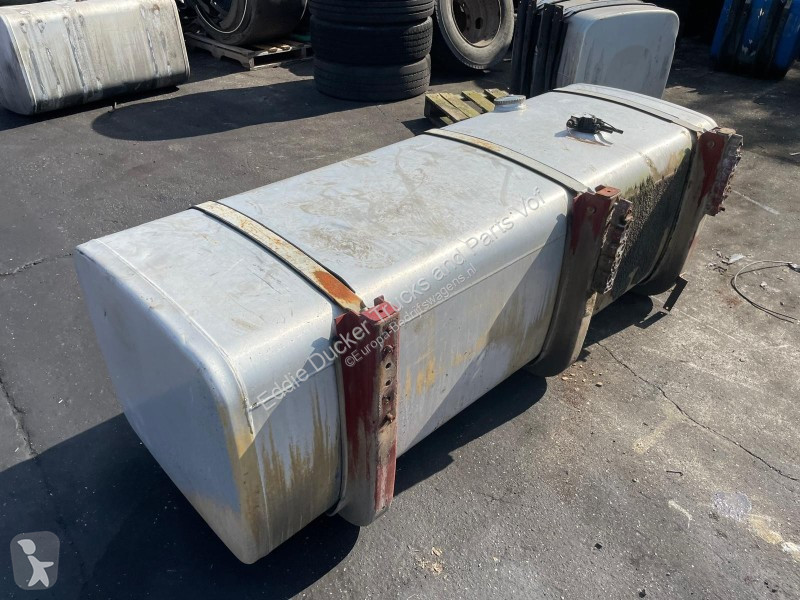 Véhicule utilitaire Iveco 41036046...