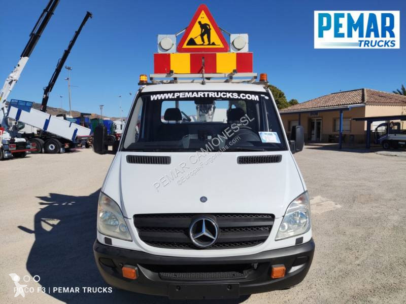 Furgoneta Mercedes