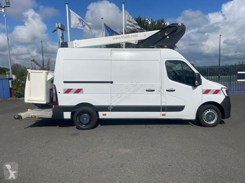 Autoutilitară Renault 2.3 DCI 145