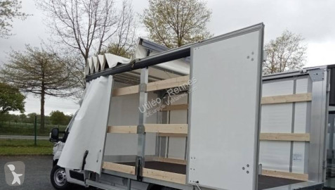 Rideaux coulissants (plsc) Fiat neuf