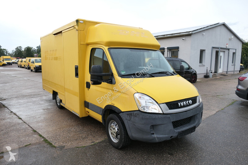 Autoutilitară Iveco Daily 35 S11 C30C AUTOMATIK...