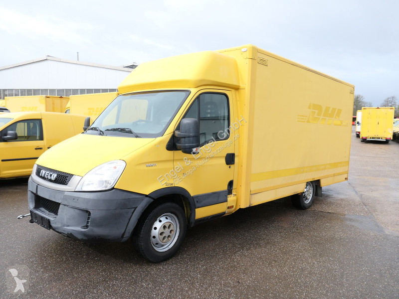 Veicolo commerciale Iveco Daily 35 S11 C30C...
