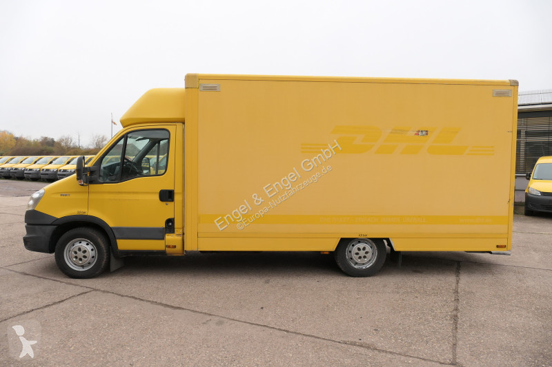 Autoutilitară Iveco Daily 35 S11 C30C AUTOMATIK...