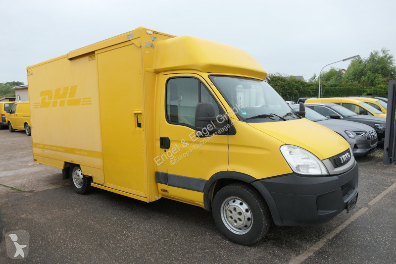 Veículo utilitário Iveco Daily 35 S11 C30C...