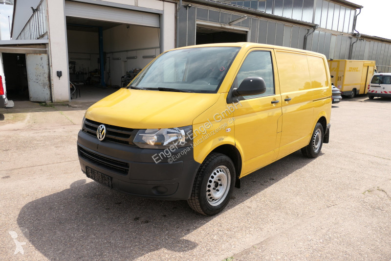 Véhicule utilitaire Volkswagen T5 Transporter...