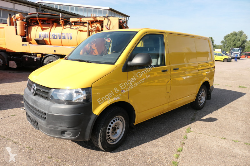 Autoutilitară Volkswagen T5 Transporter 2.0 TDI...