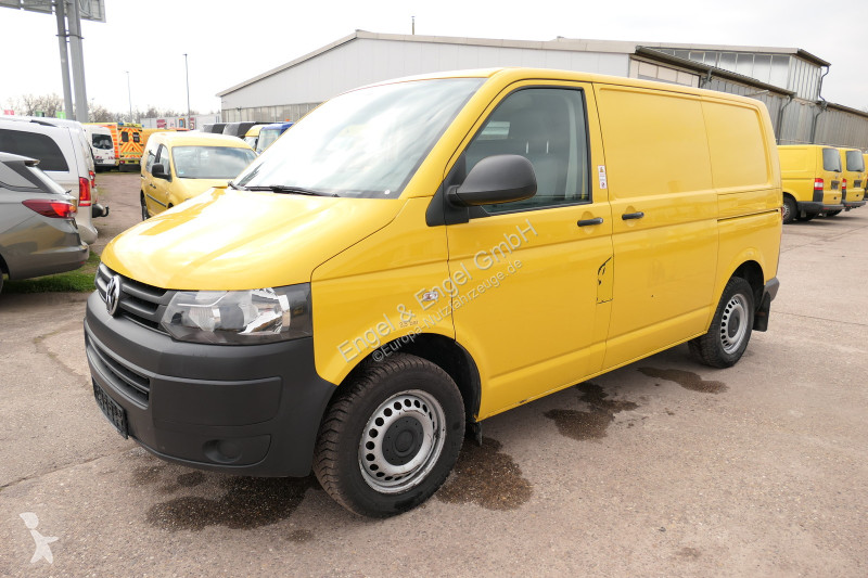 Véhicule utilitaire Volkswagen T5 Transporter...