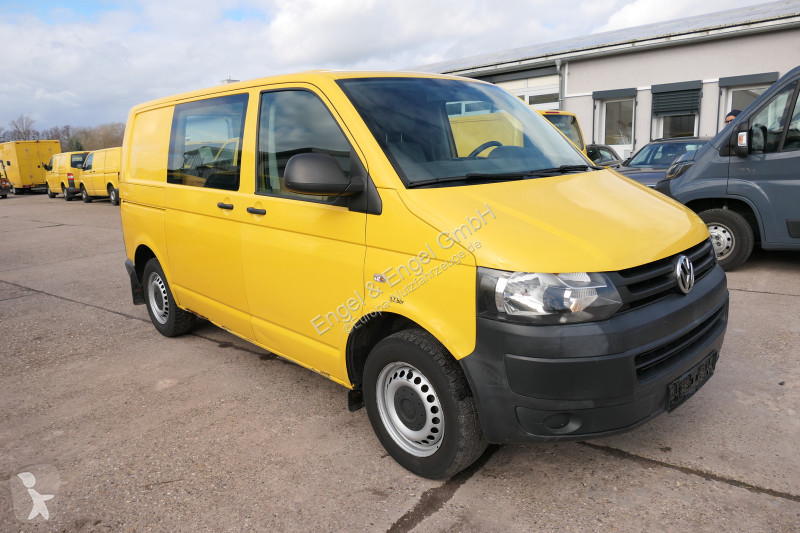 Autoutilitară Volkswagen T5 Transporter 2.0 TDI...