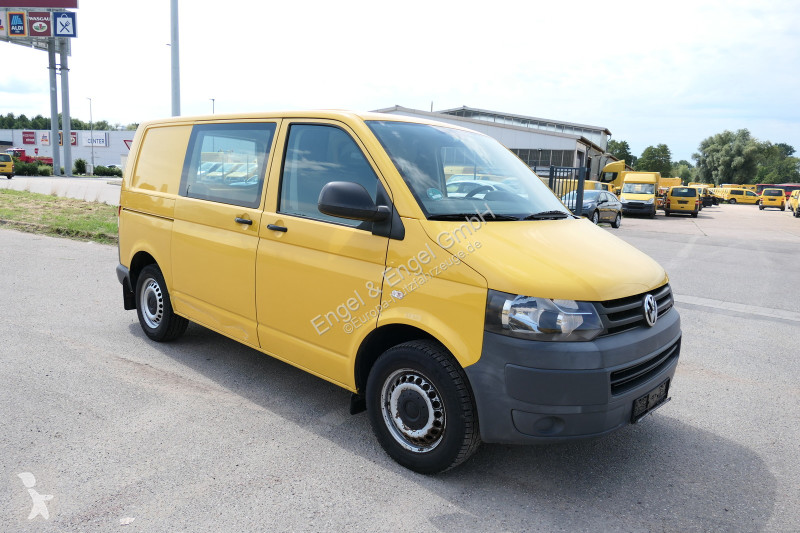 Véhicule utilitaire Volkswagen T5 Transporter...