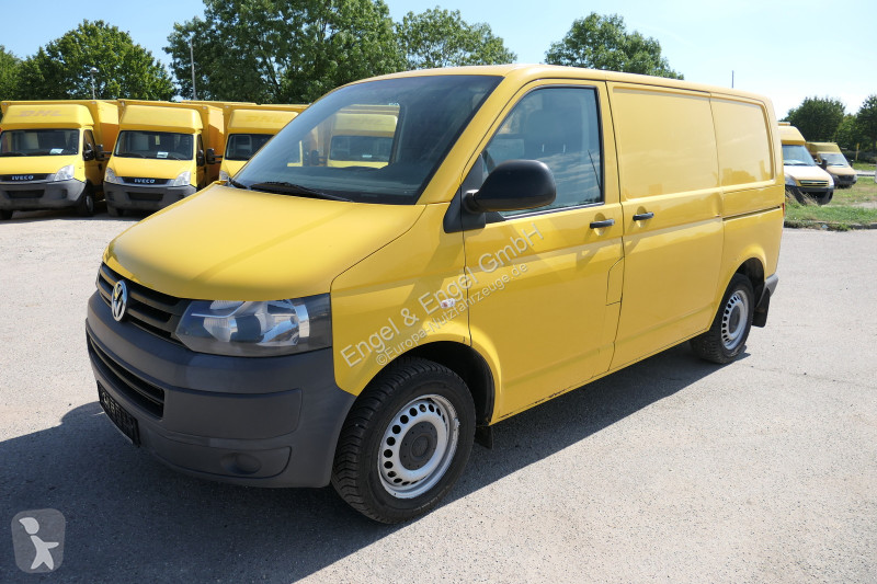 Autoutilitară Volkswagen T5 Transporter 2.0 TDI...