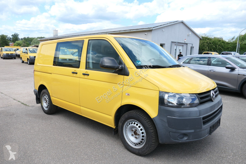 Véhicule utilitaire Volkswagen T5 Transporter...