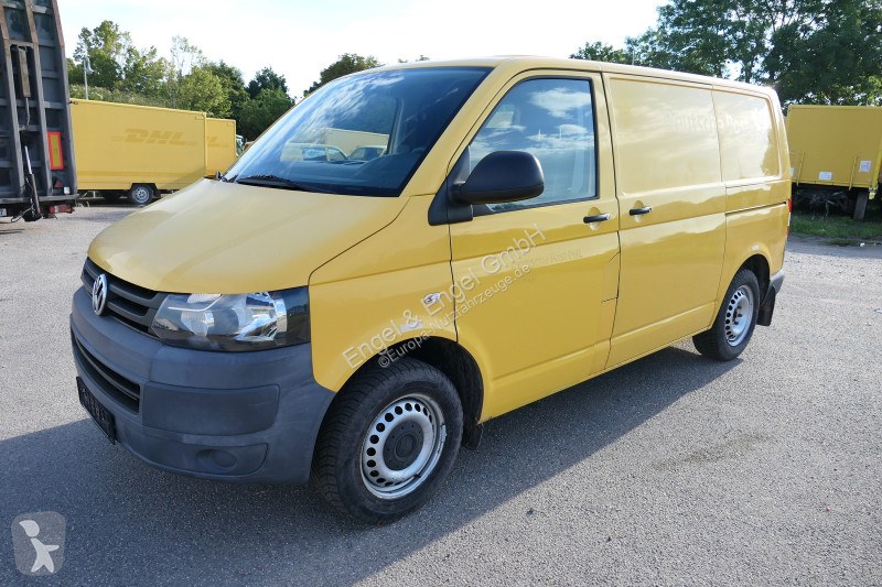 Autoutilitară Volkswagen T5 Transporter 2.0 TDI...