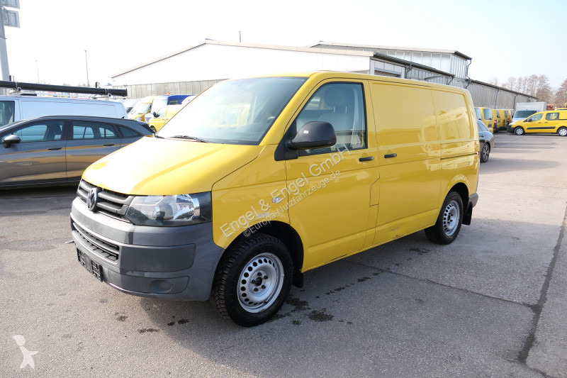 Autoutilitară Volkswagen T5 Transporter 2.0 TDI...