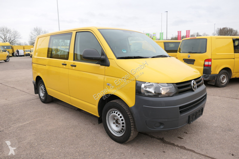 Véhicule utilitaire Volkswagen T5 Transporter...