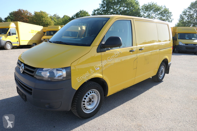 Véhicule utilitaire Volkswagen T5 Transporter...