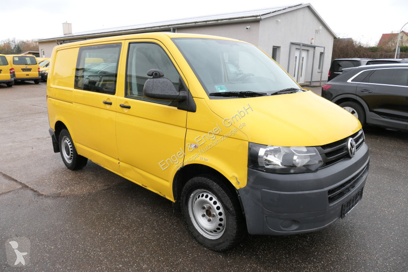 Véhicule utilitaire Volkswagen T5 Transporter...