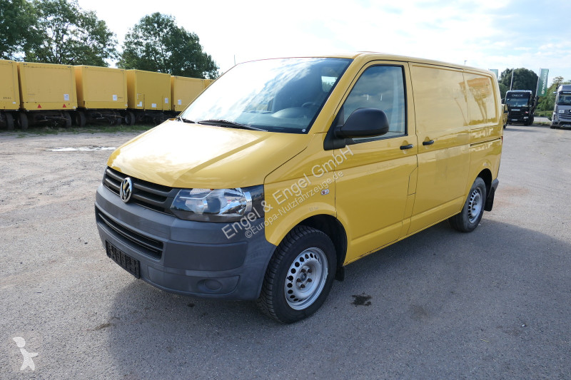 Autoutilitară Volkswagen T5 Transporter 2.0 TDI...