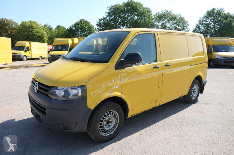 Véhicule utilitaire Volkswagen T5 Transporter...