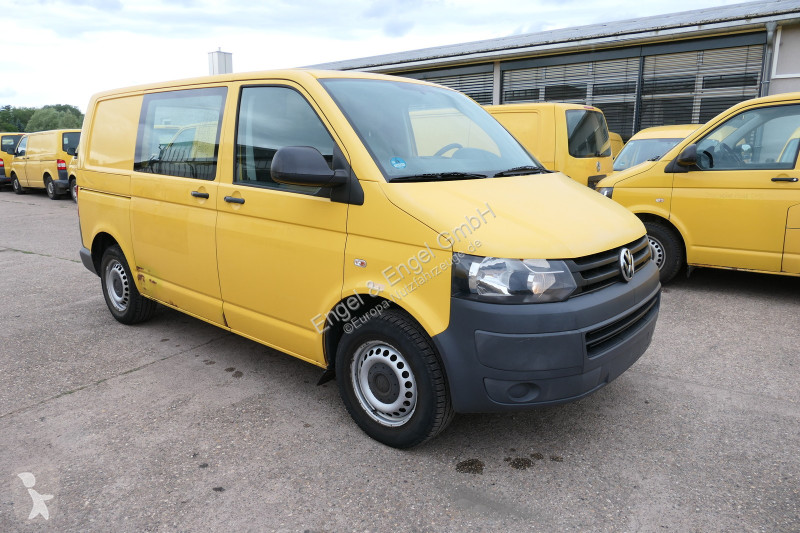 Véhicule utilitaire Volkswagen T5 Transporter...