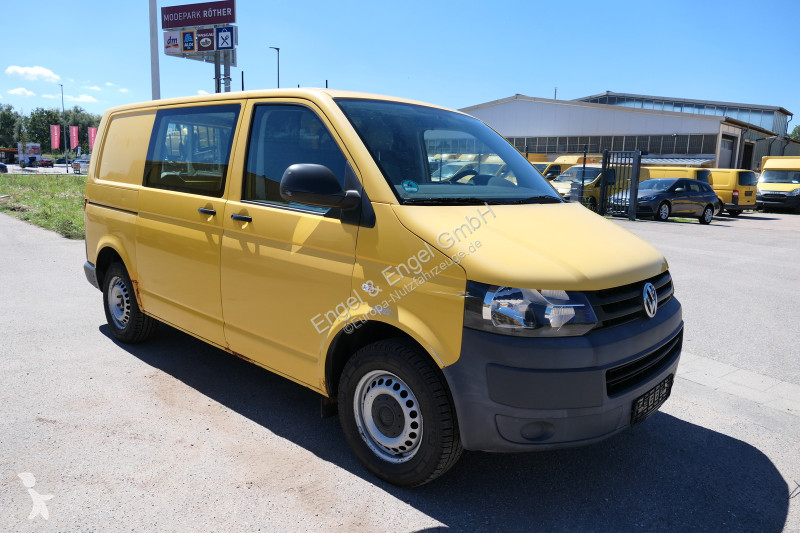 Véhicule utilitaire Volkswagen T5 Transporter...