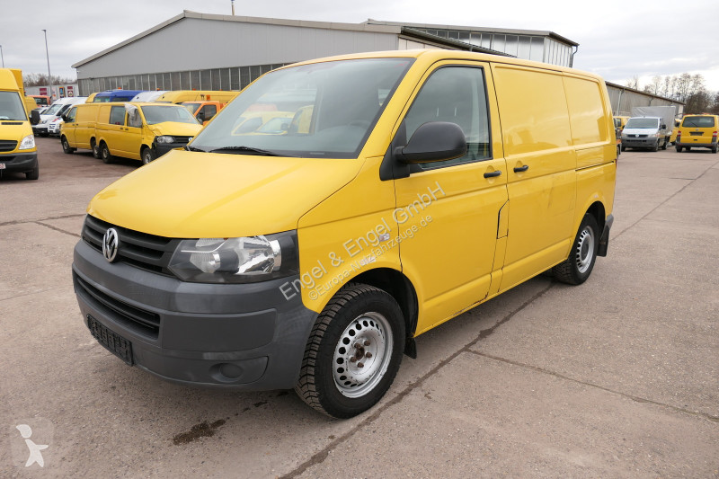 Véhicule utilitaire Volkswagen T5 Transporter...