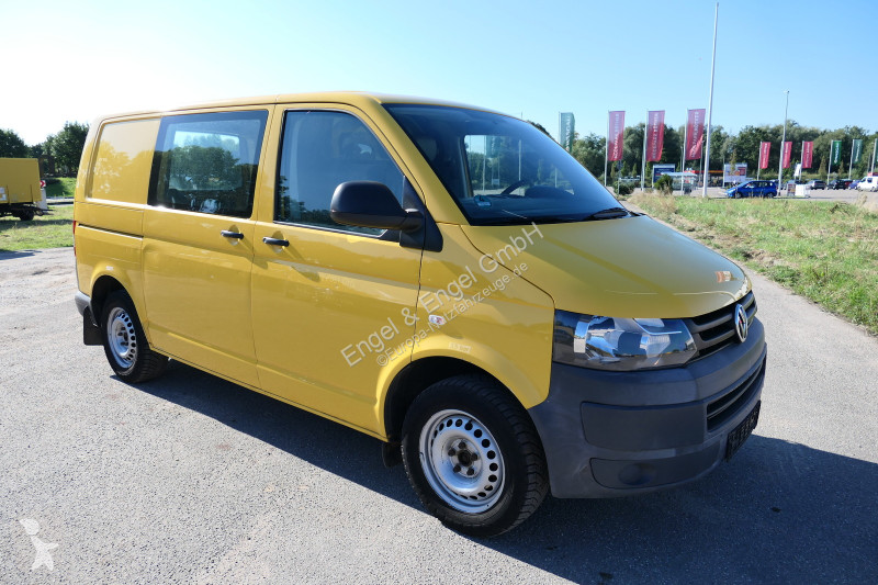 Véhicule utilitaire Volkswagen T5 Transporter...