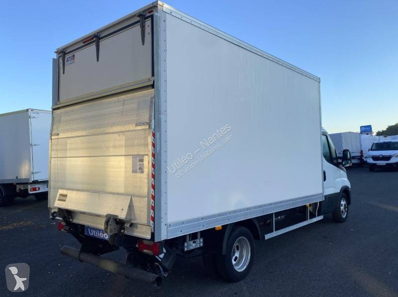 Furgoneta Iveco