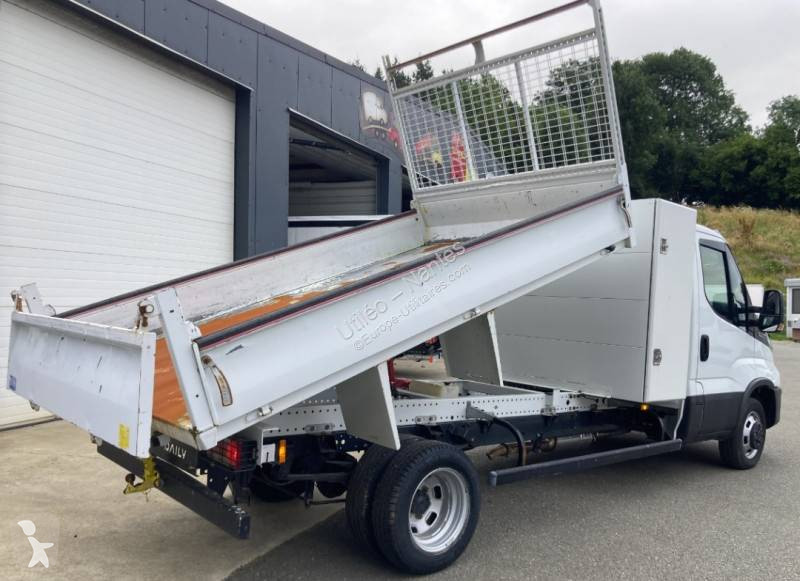 Véhicule utilitaire Iveco