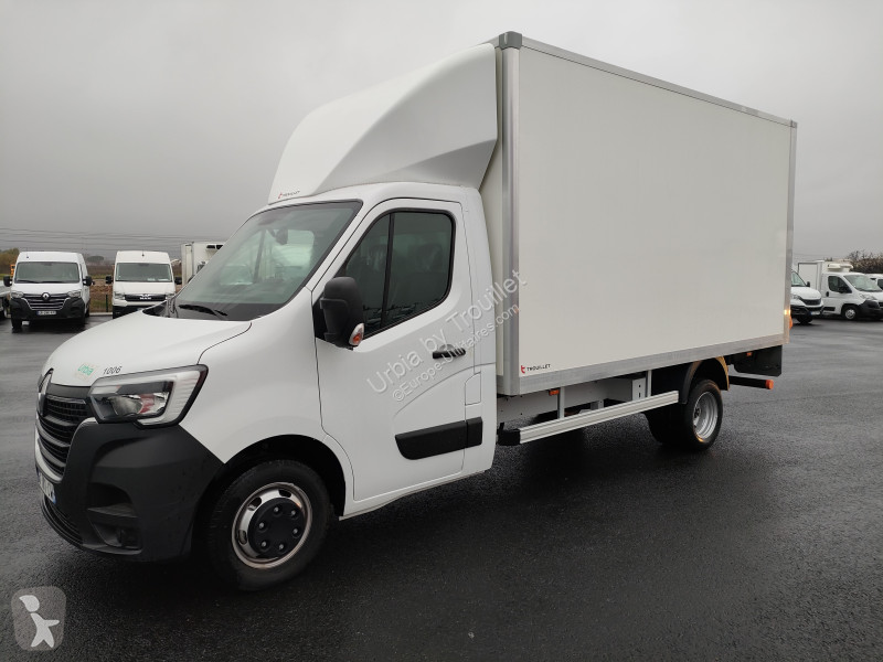 Véhicule utilitaire Renault 20M3 145 CV FOURGON...