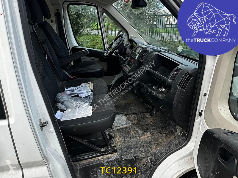 Véhicule utilitaire Peugeot L3H2