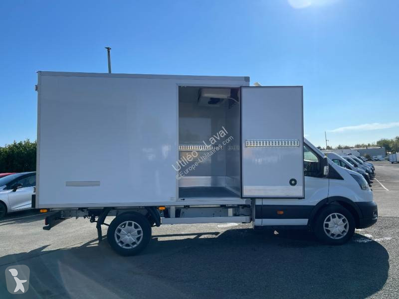 Véhicule utilitaire Ford