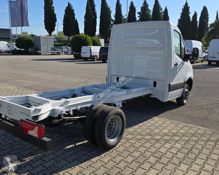 Véhicule utilitaire Mercedes Telaio Traz. Post