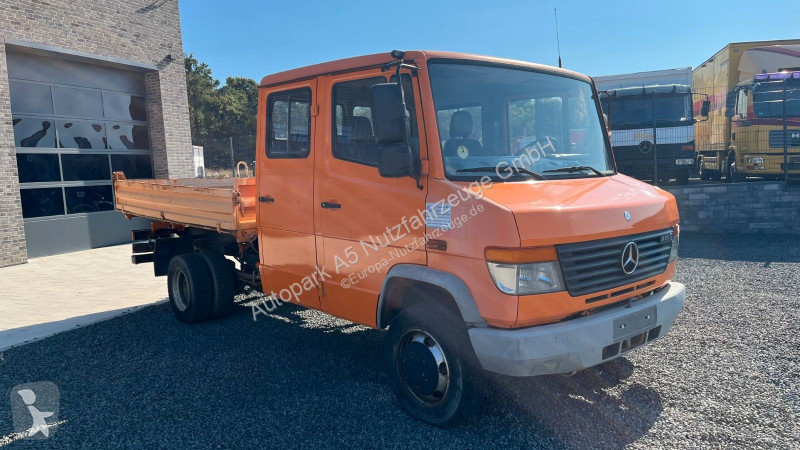 Samochód dostawczy Mercedes 818 D ipper...