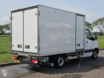 Fourgon utilitaire Mercedes