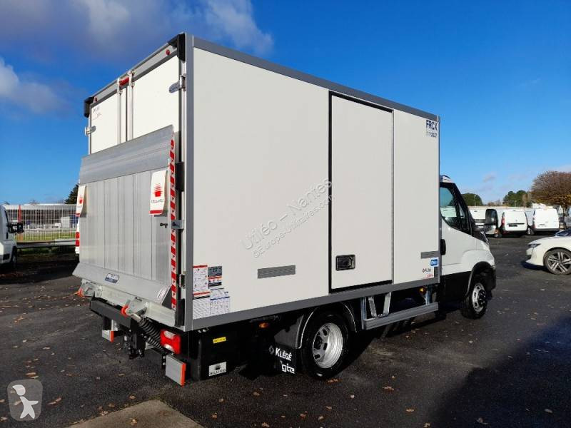Furgoneta Iveco