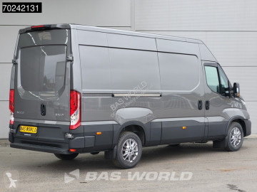 Fourgon utilitaire Iveco neuf