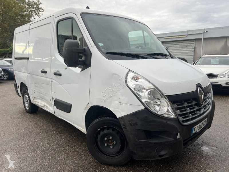Véhicule utilitaire Renault MASTER III FG F2800...